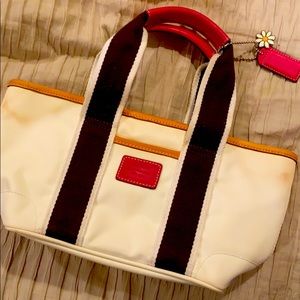 Gently used, COACH Cream, brown & pink purse 💕
